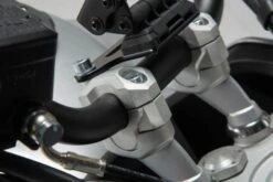 SW-Motech Stuurverhogers 28 Mm Sturen - H=20 Mm - Zilver